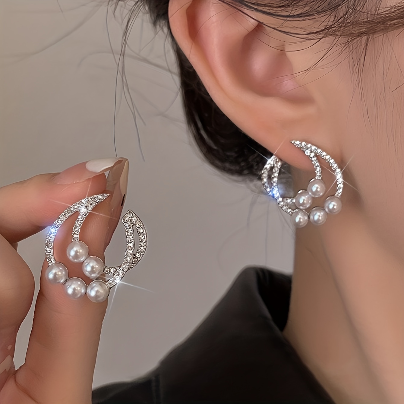Elegant Pearl & Rhinestone Earrings